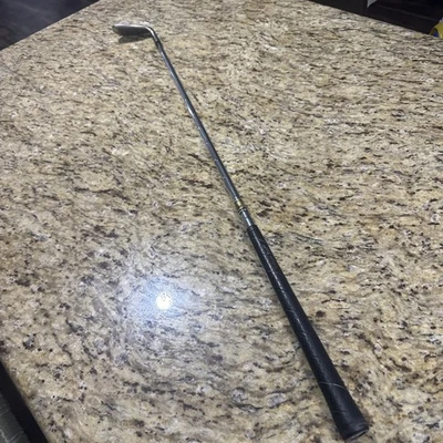 Wilson Staff Pi5 pitching wedge RH Steel TT Dynamic Gold S-300 Steel Stiff-Flex - Image 1 of 4