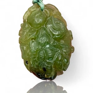 A Natural Fine Grade Green Jade Hand Carved Antique Asian Amulet Pendant Piece - Picture 1 of 12