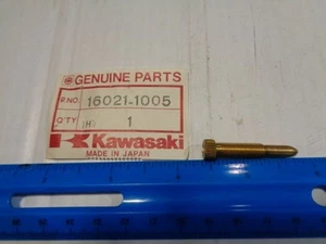 Genuine Kawasaki Throttle Screw #16021-1005 New - Picture 1 of 1