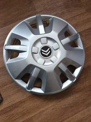 Citroen Relay wheel trim hub cap wheel cover, genuine, 15", 1x - Image 1 of 2