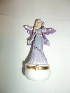 CAJA DE FLORES BARBIE - ORQUÍDEA CAUSCASIANA 2002 - Imagen 1 de 5