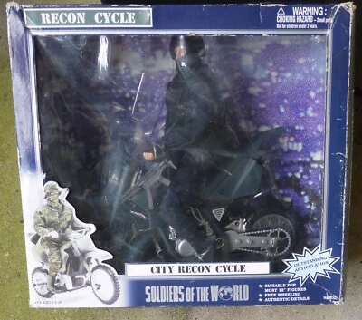 Boneco de ação e equipamento Soldiers Of the World CITY RECON CYCLE escala 1/6 12" novo - Imagem 1 de 3
