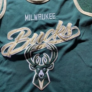 NBA ULTRA GAME Milwaukee Bucks Jersey Mens Size LARGE Green Stitched Shirt - Picture 1 of 10
