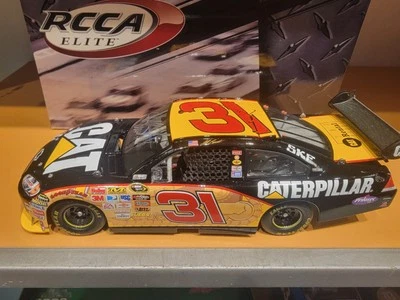Jeff Burton #31 Caterpillar Elite 2010 autografiado 1:24 - acabado estándar #89/100 Foto 1 de 4
