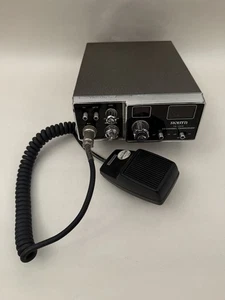 Vintage Robyn CB RADIO modello TR-123D ricetrasmettitore mobile 23 canali 5 watt Giappone - Foto 1 di 15