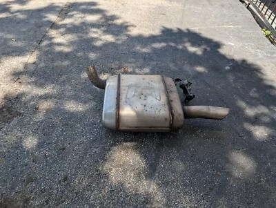 Silenciador de escape 2015 Volkswagen Passat 561253611E 2014 2016 2017 - Imagem 1 de 4