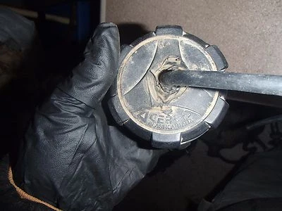 Крышка топливного бака Husqvarna 1984 XC500 XC WR CR 500 - Изображение 1 из 4