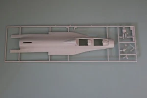 Hasegawa 1/48 General Dynamics F-16 (A-F) Fighting Falcon 🛩️Part Sprues🛩️ - Picture 1 of 21