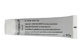 Подлинная смазка Volkswagen G-000-450-02 - Изображение 1 из 1
