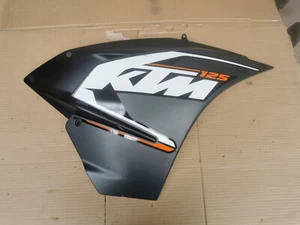 KTM RC 125 2015 9050805104433 SEITENVERKLEIDUNG Dekor Verkleidung rechts rechte - Bild 1 von 20