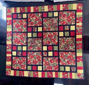 Stunning Hand Made Patchwork Quilt 1.3 M X 1.35 Multicoloured. Perfect Conditio - Picture 1 of 4