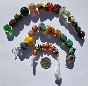 Handgefertigtes Lampwork Glasperlen Konvolut - "Grün Grove Medley" - Kunsthandwerk Schmuck - Bild 1 von 5