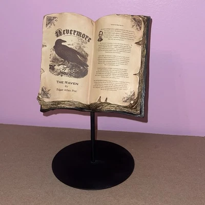 RARE Wednesday nevermore Edgar Allen Poe Halloween book statue figure Ashland Foto 1 de 4