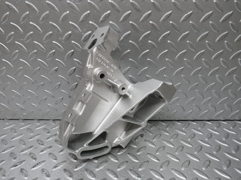 Soporte bomba de dirección asistida Mercedes-Benz W123 300D 6172360330 Foto 1 de 4