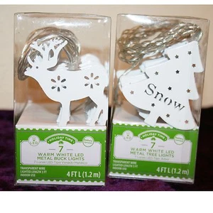 NEW Set of 2 4ft Warm White LED Metal Battery Lights Deer & Christmas Tree - Picture 1 of 3