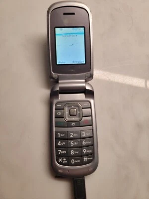 LG 220C TracFone - Black Cellular Phone - Simple and Reliable! - Image 1 of 4