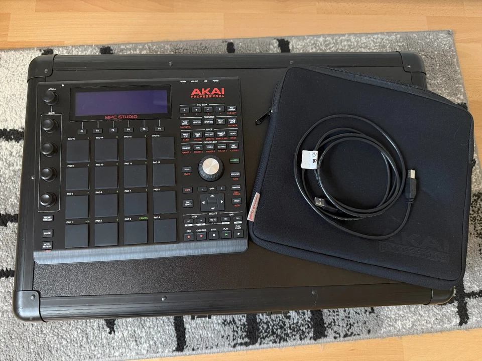 Akai Professional MPC Studio gebraucht aber wie neu  - Bild 1 von 1