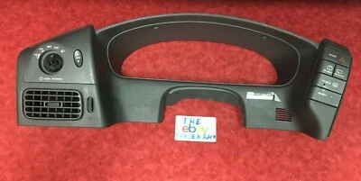 1999 - 2002 NISSAN QUEST INSTRUMENT CLUSTER SPEEDOMETER TACH ODOMETER TRIM  - Image 1 of 4