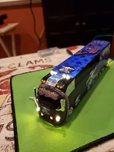 8.6" Aerosmith Pinball Machine "PURPLE" TOUR BUS MOD 9 LEDS - Picture 1 of 11