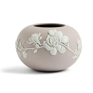 Wedgwood Magnolia Blossom Rose Bowl Mink 11cm - Picture 1 of 4