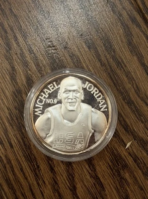 Moneda de plata Michael Jordan USA Baloncesto 1 Troy Oz .999 Edición limitada Foto 1 de 2