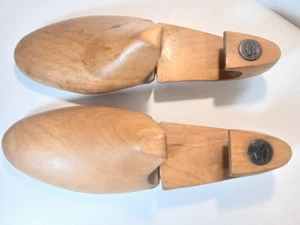 Elastici per scarpe Florsheim vintage in legno massello misura 12D - Foto 1 di 6