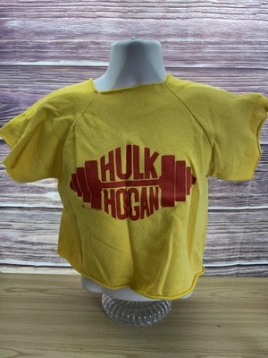 Camiseta corta de colección Hulk Hogan Barbell WWF para hombre S amarilla tejida polar 1989 como nueva Foto 1 de 4