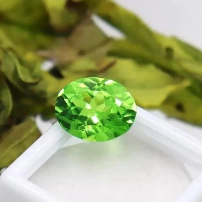 Top Quality Green Peridot Oval Cut 8+ Ct Natural Loose Gemstone For Ring Making - Image 1 of 4