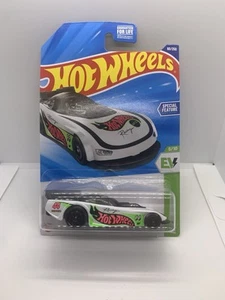 Nuevo estuche Hot Wheels H #60 2025 - supercargador - HW EV #5 de 10 - Mooneyes - Imagen 1 de 3