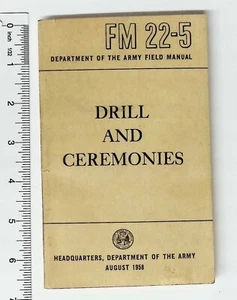 Guía de ejercicios y ceremonias del ejército de Estados Unidos FM 22-5 1958 - Imagen 1 de 4