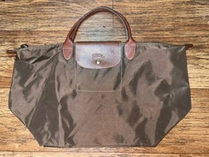 LONGCHAMP LE PLIAGE Medium HANDBAG/SATCHEL KHAKI GREEN - Picture 1 of 11