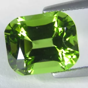 3.45Cts Wow Stunning Natural Peridot Fashion Emerald Cut Collection Gemstone - Picture 1 of 5