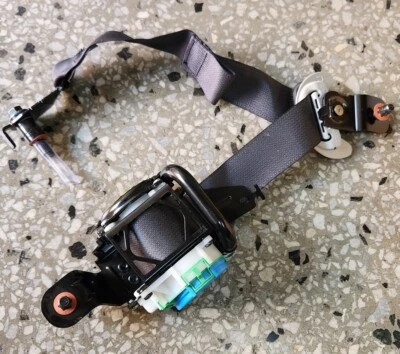 OEM 89870-K0000WK Rear/Left Seat Belt Black Driver Side for Kia Soul 2020~2023 - Imagem 1 de 4