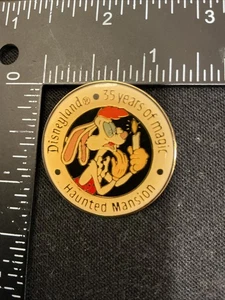 Disneyland Haunted Mansion Roger Rabbit Pin 35 years of Magic Bunny Rabbit 1990 - Picture 1 of 7