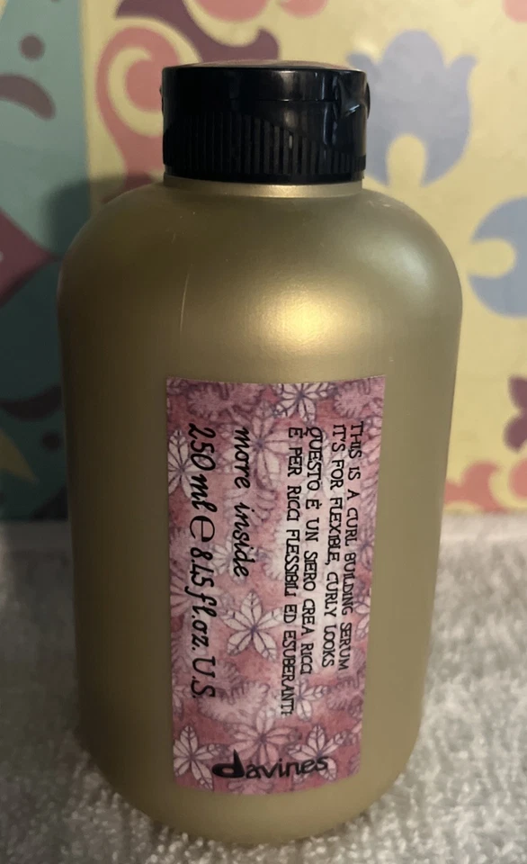 Suero Davines This Is A Curl Building 8,45 oz Foto 1 de 1