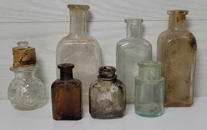 Lot 7 Vintage Antique Small Glass Bottles - Picture 1 of 6
