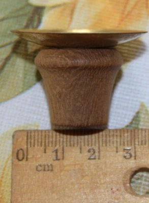 DDR 6Stück Kerzenhalter Tropfschale Pyramide Kerzen Tropfenfänger dunkel ZG - Bild 1 von 4