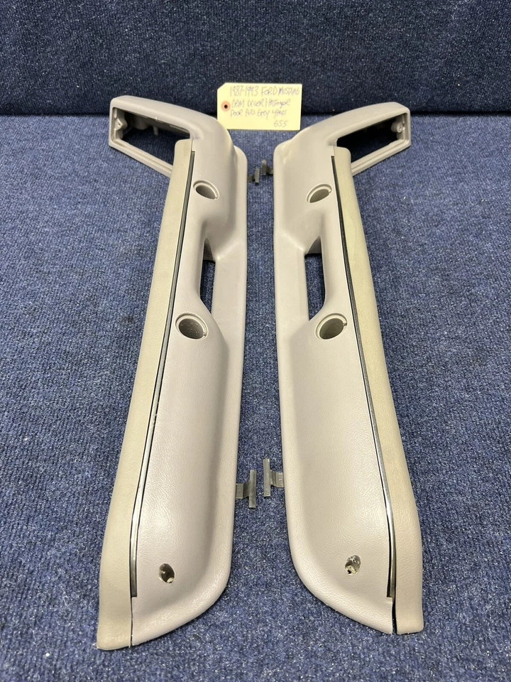 1987-1993 OEM Ford Mustang Grey Front Door Panel Armrests Pull Handle Factory 92 - Image 1 of 4