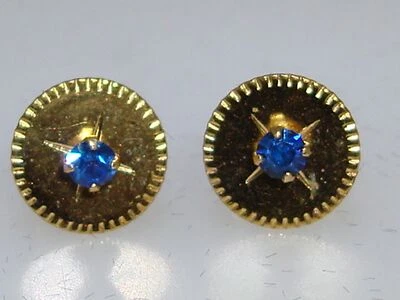 LOVELY 12K GOLD FI LLED BLUE CZ PIERCED EARRINGS! NEW WITHOUT TAGS - Image 1 of 4