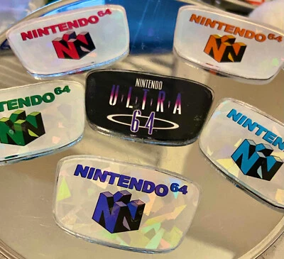 Consola Nintendo 64 N64 Personalizada Logo Joya Emblema Acrílico Holo - Elige 1 Foto 1 de 4