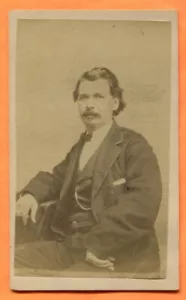 CDV Milwaukee, WI, Ritratto di giovane uomo, ID'd, di Clifford & Gibson, ca 1860s - Foto 1 di 3