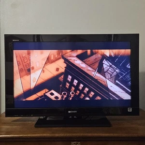 Sony Bravia KDL-32BX300 32″ 720p LCD HDTV HDMI BRAVIA Engine2 HDMI Gaming TV - Picture 1 of 13