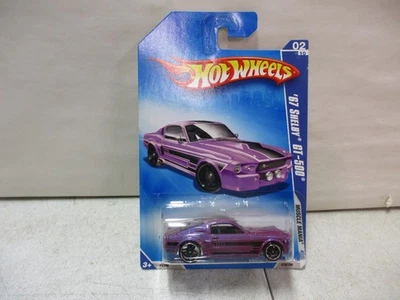 Hot Wheels 1967 Shelby GT-500 Muscle Mania roxo - Imagem 1 de 2