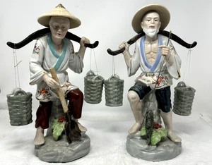 Vintage Shiwan Mudman Pair Old Man & Woman Figurines - Picture 1 of 7