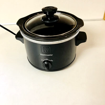 Olla de cocción lenta Toastmaster, usada - excelente estado en color negro Foto 1 de 4