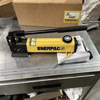 Enerpac P142 Hand Pump two Spd 10,000 PSI New in box - Image 1 of 4