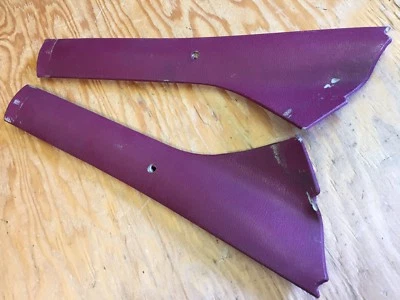 75 76 Ford Mustang II GHIA 1974 embellecedores interiores 2 piezas rojo D4Zb 6042416-AWB Foto 1 de 3