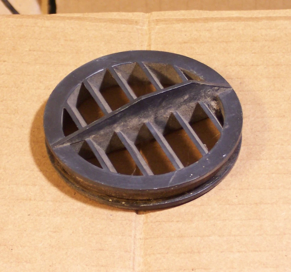 1963 1964 1965 Ford Mustang Under Dash A/C R Or LH Plastic side Vent Used  - Image 1 of 1