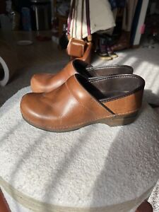 Dansko Women's Professional Clog Slip On Size US 8.5 Brown