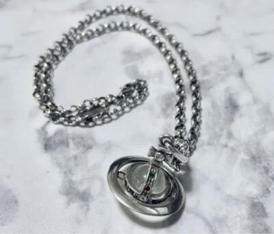 Descatalogado Raro Vivienne Westwood Pequeño Orbe Collar Plata 925 Único en su tipo Foto 1 de 3